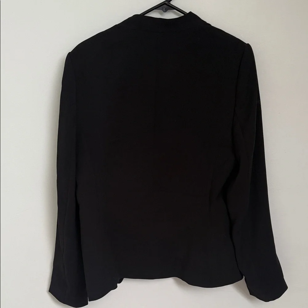 Banana Republic Elegant Black Blazer - Picture 6 of 6